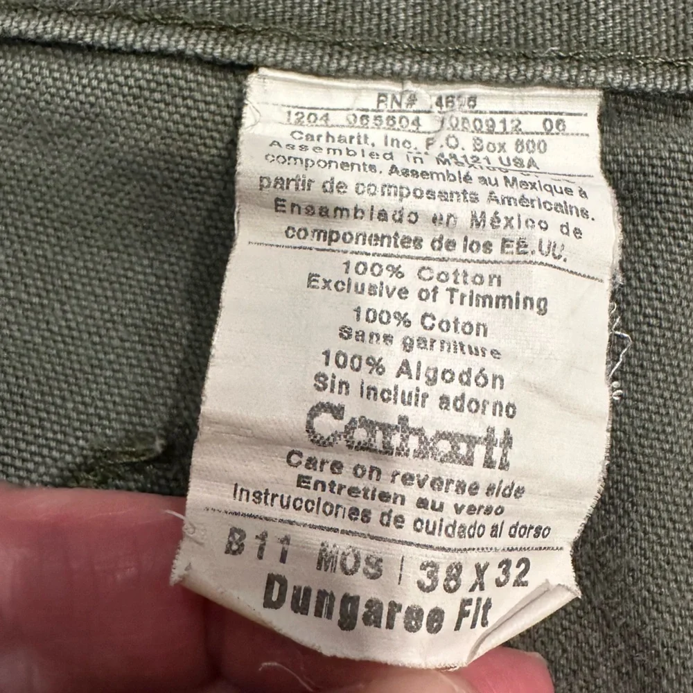 Carhartt brand size